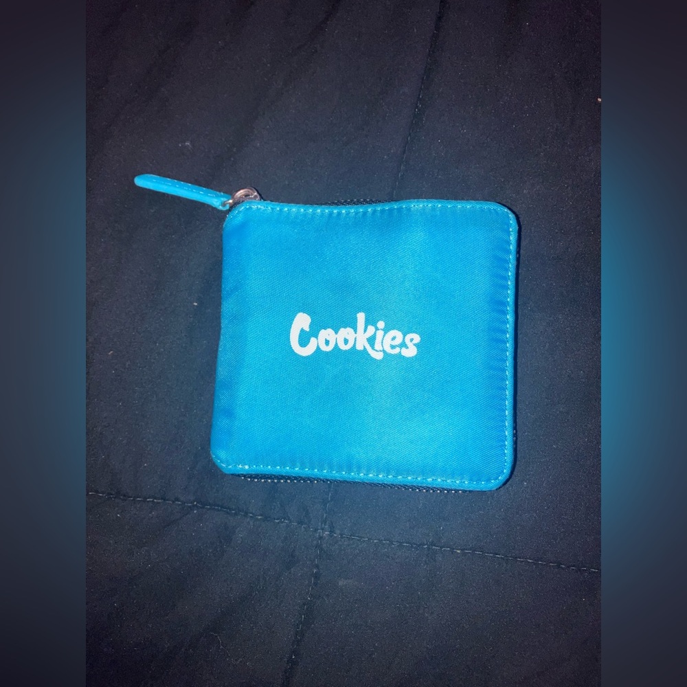 COOKIES LUXE ZIPPER WALLET